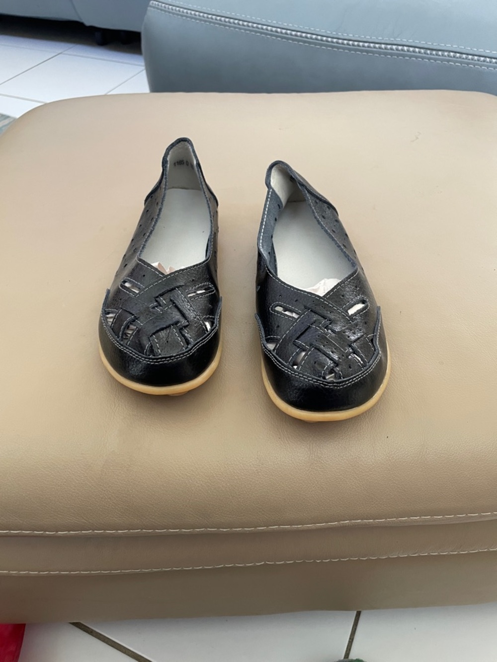 Women's Black Slip-On Braided Casual Flats size 40 worn once to big for me.